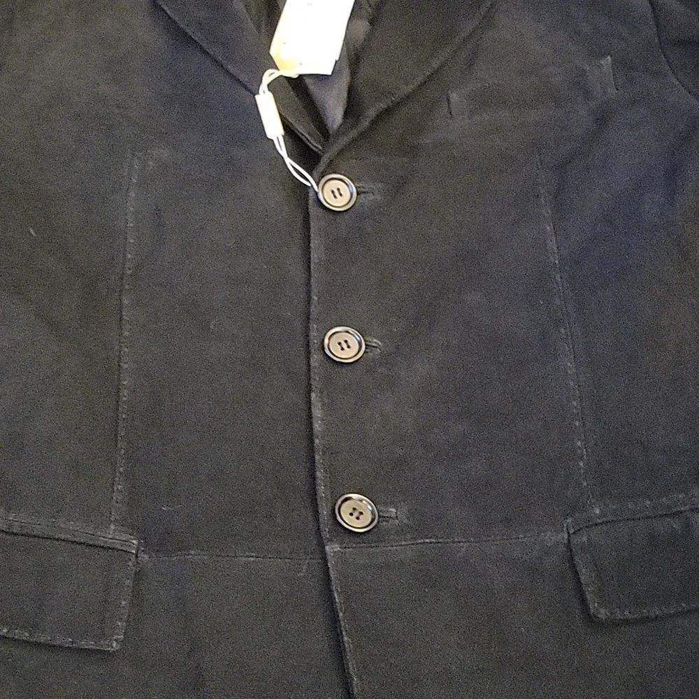 Black Blazer.suede. - Picture 11 of 13